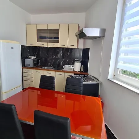 Apartment Paradiso *