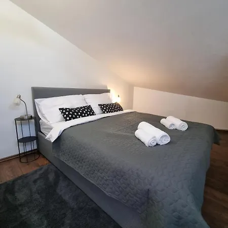Apartment Paradiso *