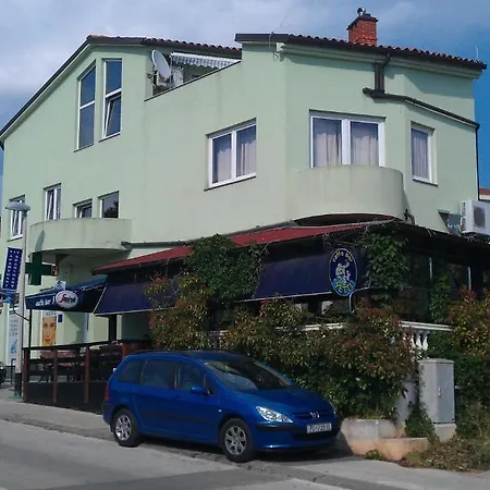 Apartment Paradiso Pula